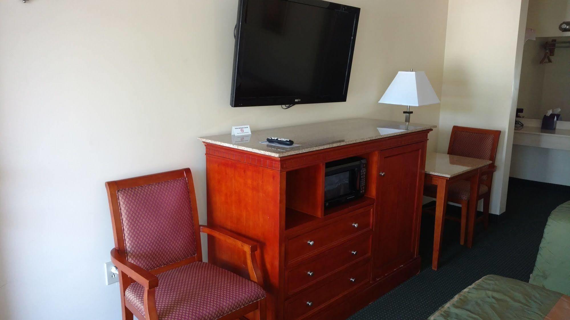 Hurricane Inn Waynesboro Dış mekan fotoğraf